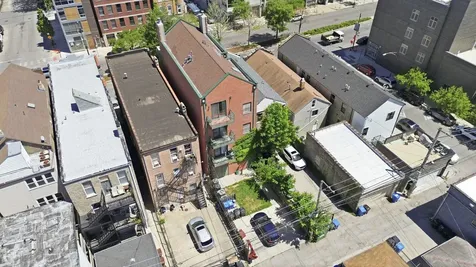 852 North Ashland Avenue Chicago IL 60622