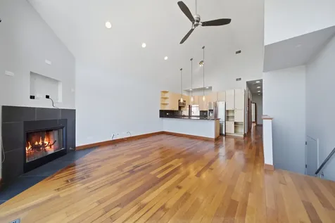 852 North Ashland Avenue Chicago IL 60622
