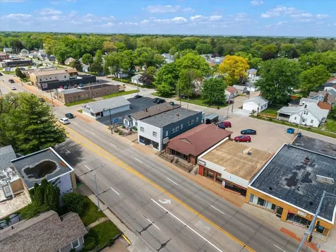 3313 Avenue Of The Cities Moline IL 61265