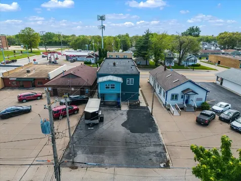 3313 Avenue Of The Cities Moline IL 61265