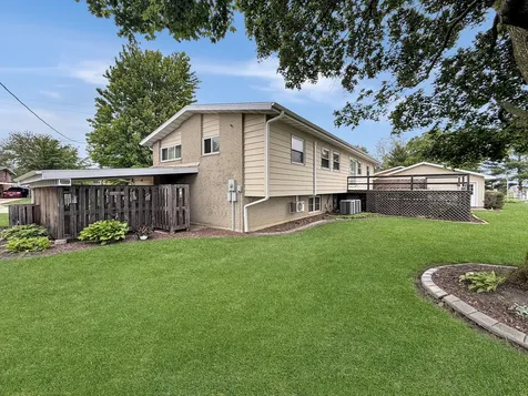 1616 Golfview Circle Rantoul IL 61866