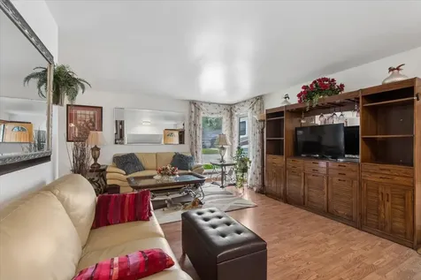 15622 Madison Avenue Dolton IL 60419