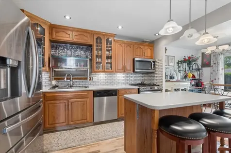 15622 Madison Avenue Dolton IL 60419