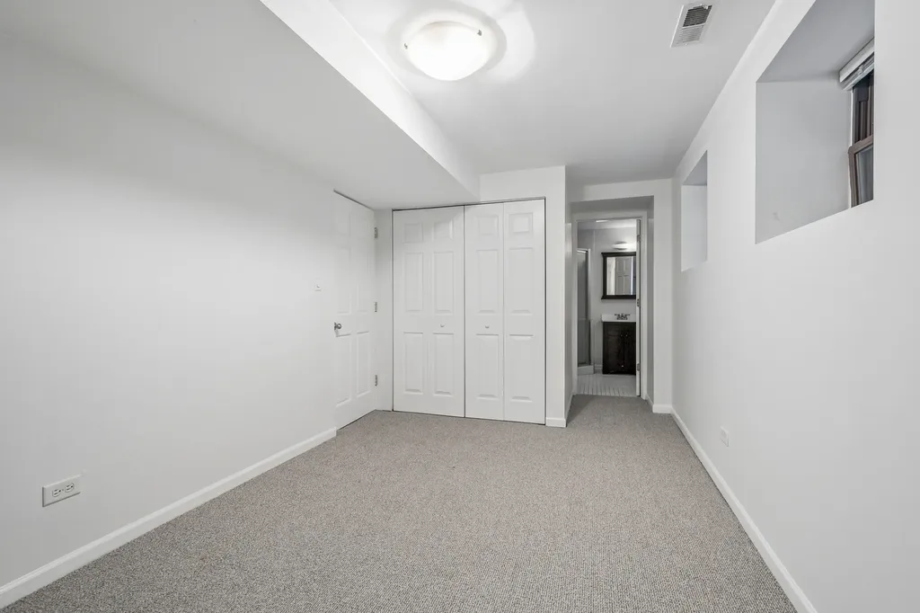 1416 West Carmen Avenue Chicago IL 60640