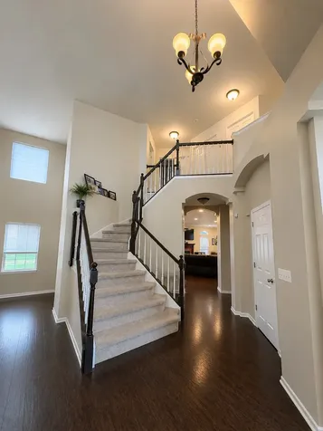 1844 South Robin Court Libertyville IL 60048