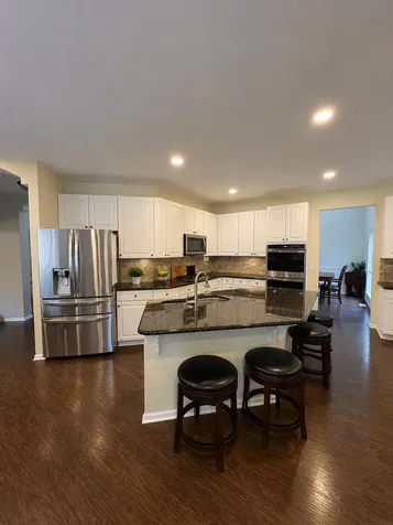 1844 South Robin Court Libertyville IL 60048