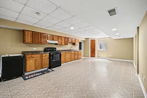 19057 South Saddlebrook Drive Shorewood IL 60404