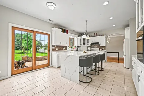 19057 South Saddlebrook Drive Shorewood IL 60404