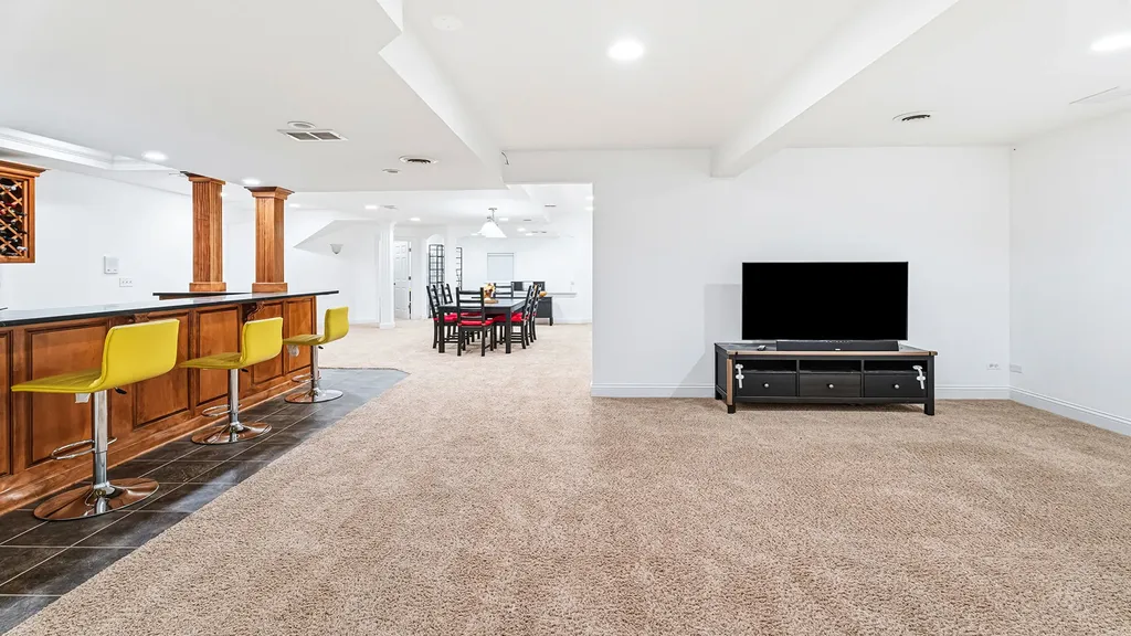 3511 Kestral Drive Naperville IL 60564