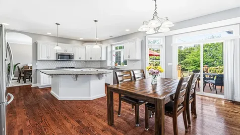 3511 Kestral Drive Naperville IL 60564