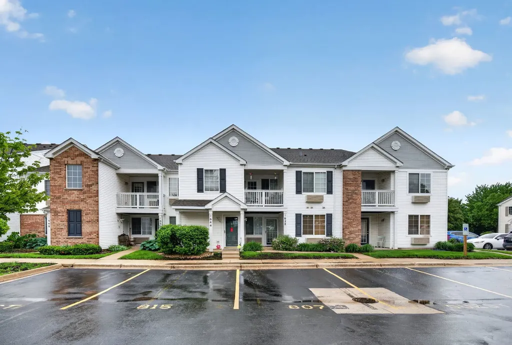 1628 Mcclure Road Aurora IL 60505