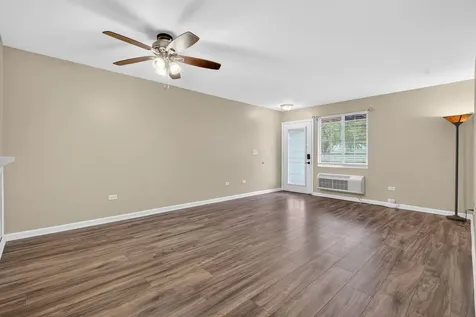 1628 Mcclure Road Aurora IL 60505