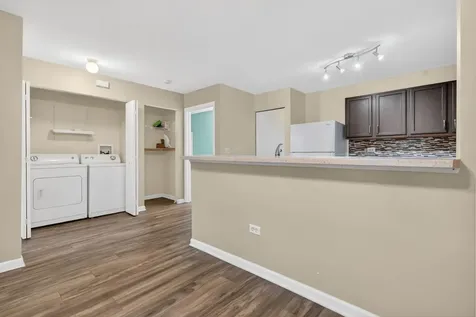 1628 Mcclure Road Aurora IL 60505
