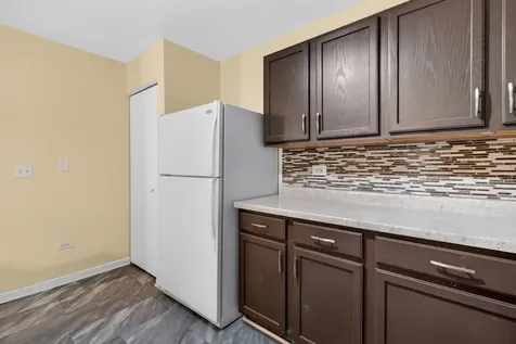 1628 Mcclure Road Aurora IL 60505