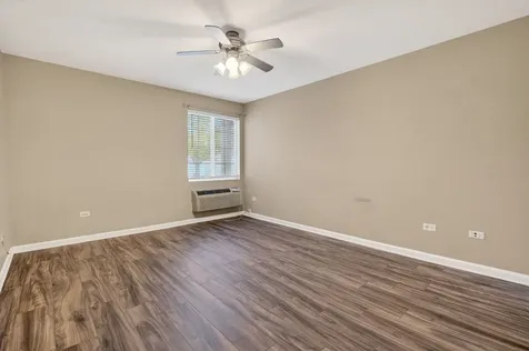 1628 Mcclure Road Aurora IL 60505