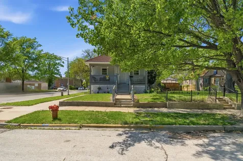 12124 South Edbrooke Avenue Chicago IL 60628