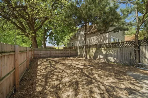 12124 South Edbrooke Avenue Chicago IL 60628