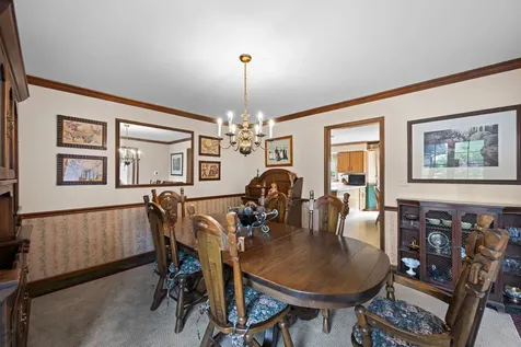 4211 Ridgeland Lane Northbrook IL 60062