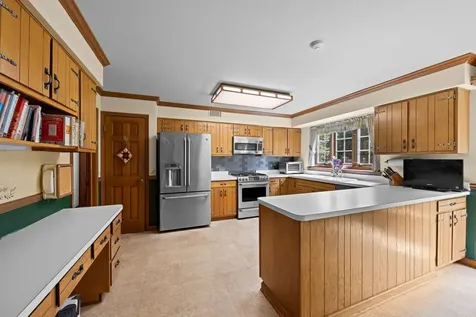 4211 Ridgeland Lane Northbrook IL 60062