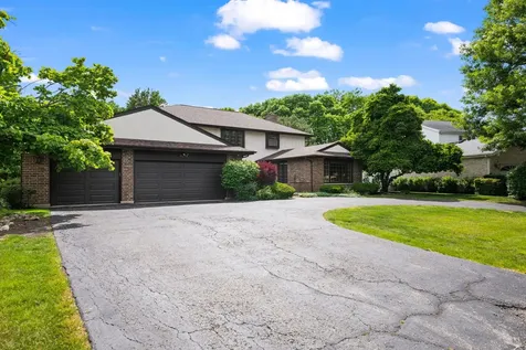 4211 Ridgeland Lane Northbrook IL 60062