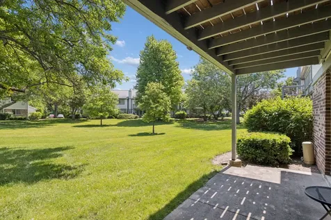 1575 Stonehill Court Wheaton IL 60189