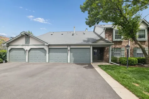 1575 Stonehill Court Wheaton IL 60189