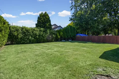 2948 Argonne Drive North Chicago IL 60064