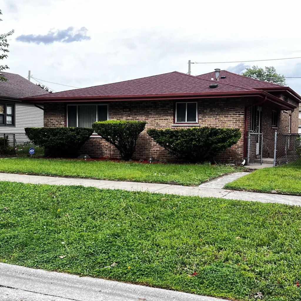 741 Buffalo Avenue Calumet City IL 60409
