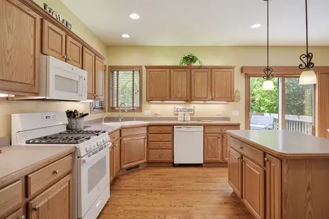 3302 Partridge Court Spring Grove IL 60081