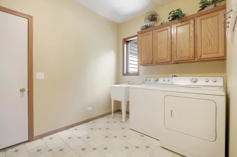 3302 Partridge Court Spring Grove IL 60081