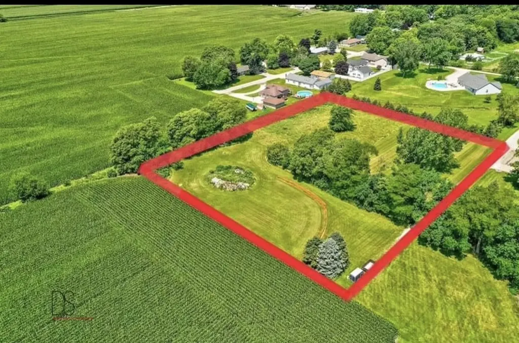 1822 North 2729th Road Ottawa IL 61350