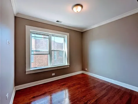 6146 North Ravenswood Avenue Chicago IL 60660