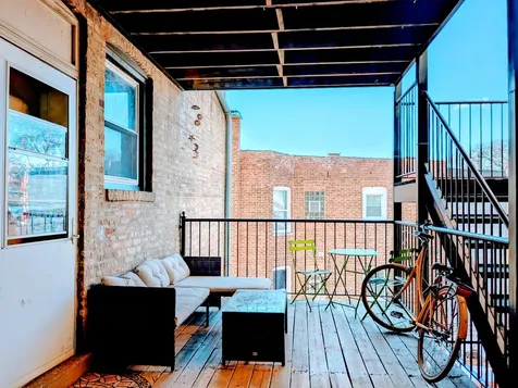 6146 North Ravenswood Avenue Chicago IL 60660