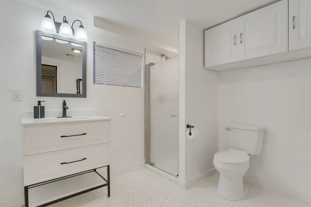 9836 South Drexel Avenue Chicago IL 60628