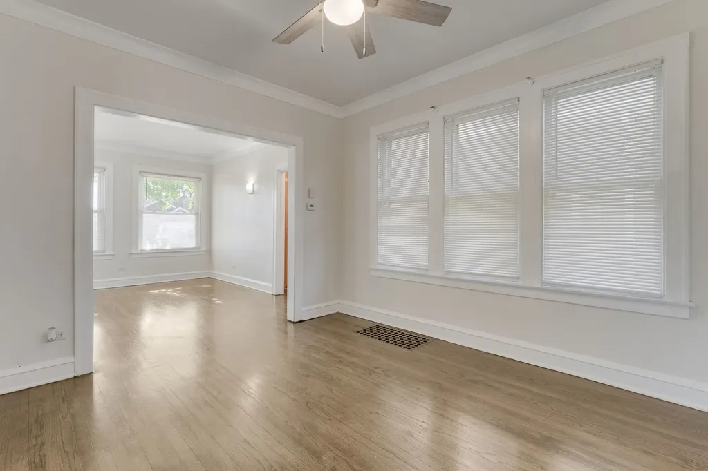 9836 South Drexel Avenue Chicago IL 60628
