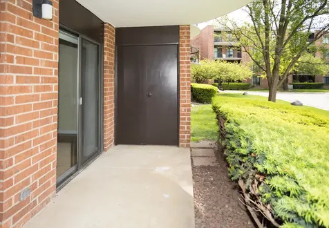 1405 East Central Road Arlington Heights IL 60005