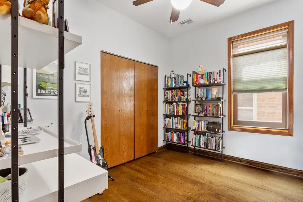4336 North Kenmore Avenue Chicago IL 60613