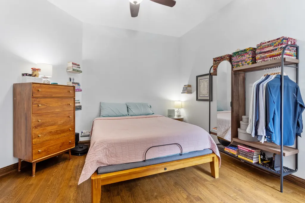 4336 North Kenmore Avenue Chicago IL 60613