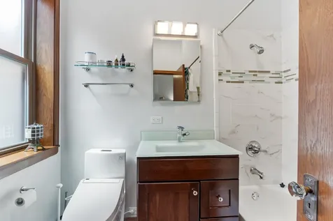 4336 North Kenmore Avenue Chicago IL 60613