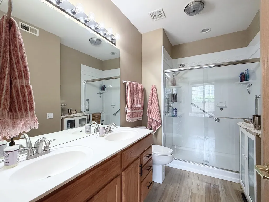 14045 Moraine Hills Drive Huntley IL 60142