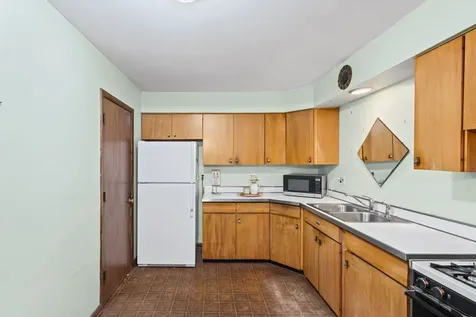 626 Greenbriar Lane Lindenhurst IL 60046