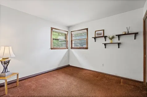 626 Greenbriar Lane Lindenhurst IL 60046
