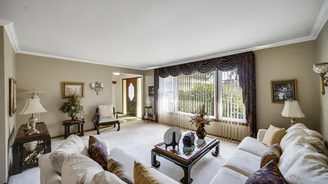 544 Thornwood Drive South Holland IL 60473