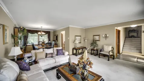 544 Thornwood Drive South Holland IL 60473