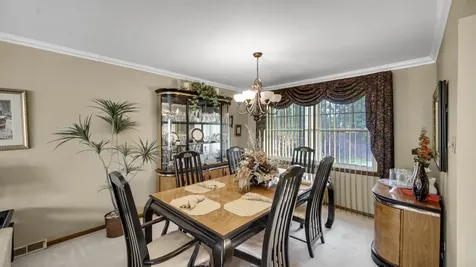 544 Thornwood Drive South Holland IL 60473