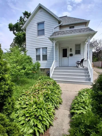 742 South 4th Street Dekalb IL 60115