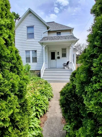 742 South 4th Street Dekalb IL 60115