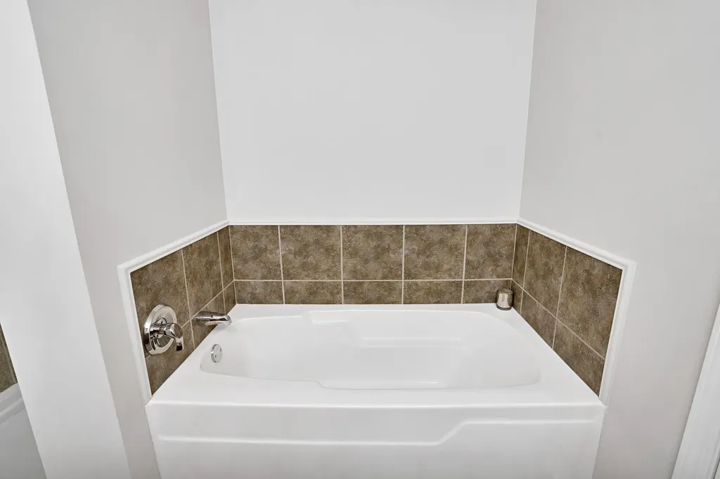 1717 South Prairie Avenue Chicago IL 60616