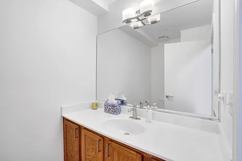 1717 South Prairie Avenue Chicago IL 60616