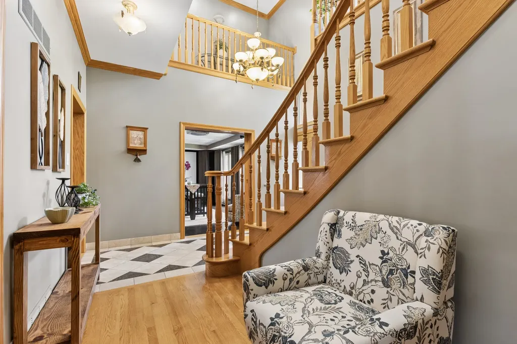 7911 West Rascher Avenue Chicago IL 60656